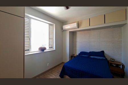 Apartamento à venda com 138m², 4 quartos e 2 vagas Apartamento à venda com 138m², 4 quartos e 2 vagasQuarto 4