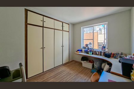 Apartamento à venda com 138m², 4 quartos e 2 vagas Apartamento à venda com 138m², 4 quartos e 2 vagasQuarto 2