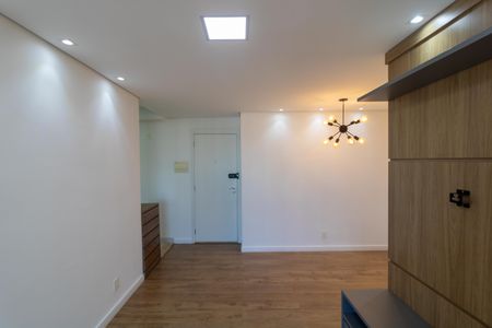 Apartamento à venda com 65m², 2 quartos e 1 vaga Apartamento à venda com 65m², 2 quartos e 1 vagaSalas