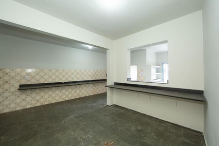 Casa para alugar com 483m², 5 quartos e 4 vagasCOZINHA