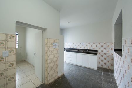 Casa para alugar com 483m², 5 quartos e 4 vagasCOZINHA