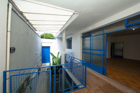 Casa para alugar com 483m², 5 quartos e 4 vagasAREA EXTERNA 