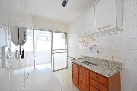Apartamento à venda com 60m², 2 quartos e 1 vagaCozinha