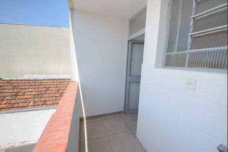 Apartamento para alugar com 75m², 3 quartos e 1 vagaÁrea de Serviço