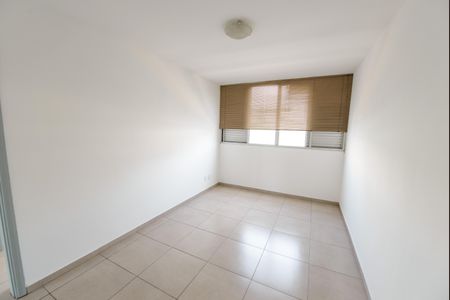Sala de apartamento para alugar com 3 quartos, 75m² em Centro, Taubaté