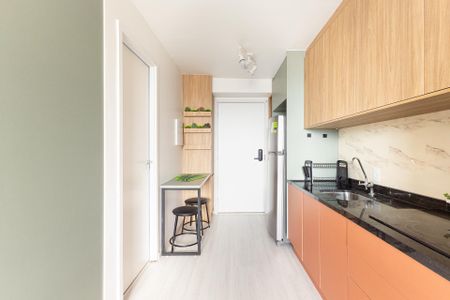 Studio para alugar com 25m², 1 quarto e sem vaga Studio para alugar com 25m², 1 quarto e sem vagaCozinha