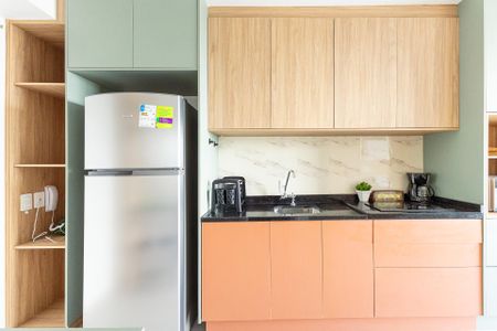 Studio para alugar com 25m², 1 quarto e sem vaga Studio para alugar com 25m², 1 quarto e sem vagaCozinha