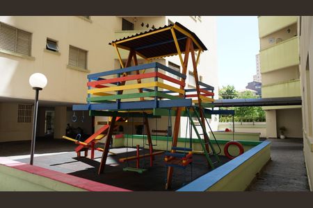 Apartamento à venda com 68m², 2 quartos e 1 vagaÁrea comum - Playground