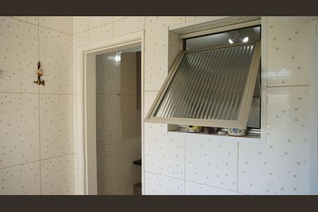 Apartamento à venda com 68m², 2 quartos e 1 vagaÁrea de Serviço