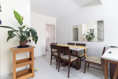 Sala de casa de condomínio à venda com 3 quartos, 112m² em Vila Moraes, São Paulo