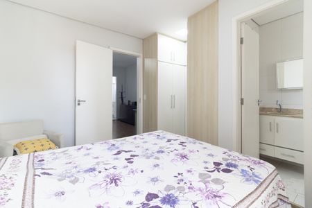 Casa de condomínio à venda com 112m², 3 quartos e 2 vagas Casa de condomínio à venda com 112m², 3 quartos e 2 vagasSuíte