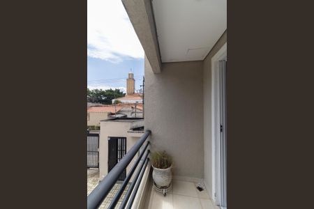 Casa de condomínio à venda com 112m², 3 quartos e 2 vagas Casa de condomínio à venda com 112m², 3 quartos e 2 vagasVaranda da Suíte