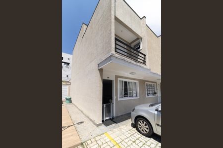 Casa de condomínio à venda com 112m², 3 quartos e 2 vagas Casa de condomínio à venda com 112m², 3 quartos e 2 vagasFachada