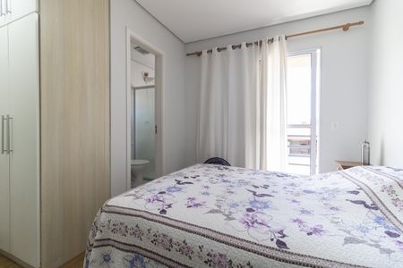 Casa de condomínio à venda com 112m², 3 quartos e 2 vagas Casa de condomínio à venda com 112m², 3 quartos e 2 vagasSuíte