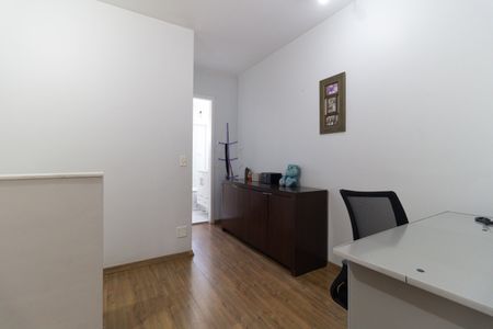 Casa de condomínio à venda com 112m², 3 quartos e 2 vagas Casa de condomínio à venda com 112m², 3 quartos e 2 vagasHall dos Quartos