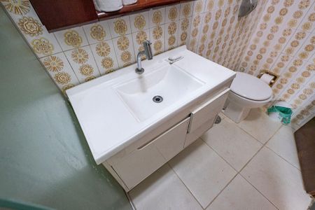 Apartamento para alugar com 110m², 3 quartos e 1 vaga Apartamento para alugar com 110m², 3 quartos e 1 vagaBanheiro