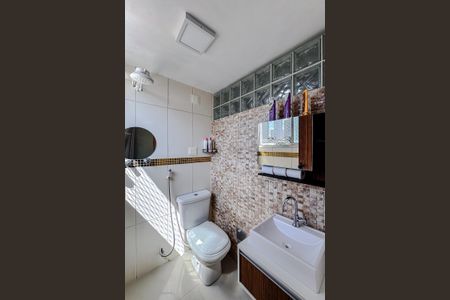 Apartamento à venda com 114m², 3 quartos e 1 vagaBanheiro da Suíte