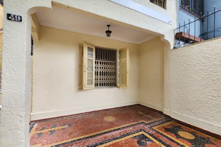 Casa de condomínio para alugar com 70m², 2 quartos e sem vaga Casa de condomínio para alugar com 70m², 2 quartos e sem vagaVaranda