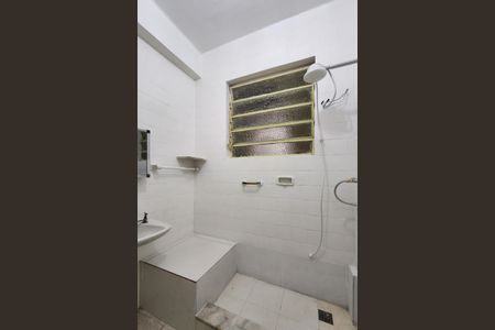 Casa de condomínio para alugar com 70m², 2 quartos e sem vaga Casa de condomínio para alugar com 70m², 2 quartos e sem vagaBanheiro