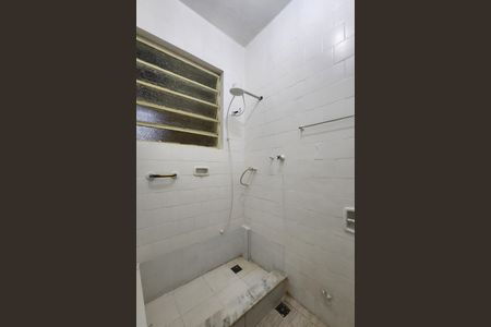 Casa de condomínio para alugar com 70m², 2 quartos e sem vaga Casa de condomínio para alugar com 70m², 2 quartos e sem vagaBanheiro