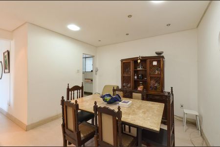Apartamento à venda com 120m², 3 quartos e sem vaga