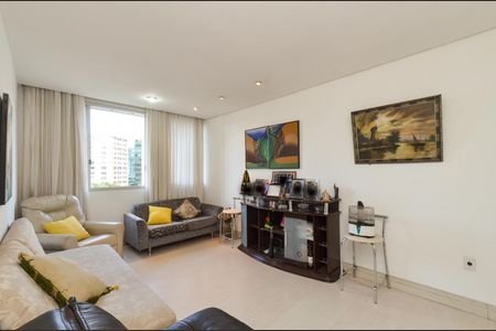 Apartamento à venda com 120m², 3 quartos e sem vaga