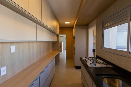 Apartamento para alugar com 155m², 3 quartos e 3 vagas Apartamento para alugar com 155m², 3 quartos e 3 vagasCozinha