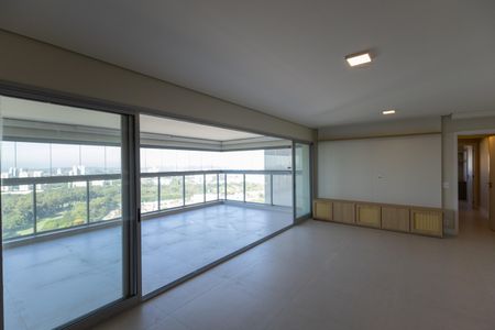 Sala de apartamento para alugar com 3 quartos, 155m² em Vila Sofia, São Paulo