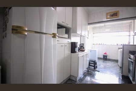 Apartamento à venda com 154m², 3 quartos e 2 vagasCozinha
