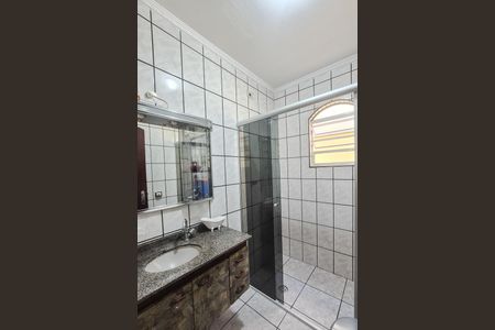 Casa à venda com 129m², 3 quartos e 2 vagas Casa à venda com 129m², 3 quartos e 2 vagasLavabo