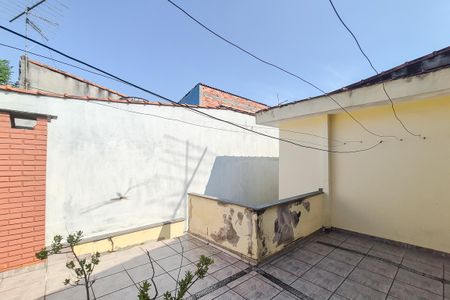 Casa à venda com 129m², 3 quartos e 2 vagas Casa à venda com 129m², 3 quartos e 2 vagasQuintal