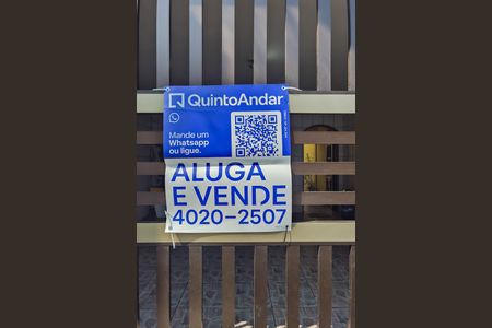 Casa à venda com 129m², 3 quartos e 2 vagas Casa à venda com 129m², 3 quartos e 2 vagasPlaca - BUFO 122