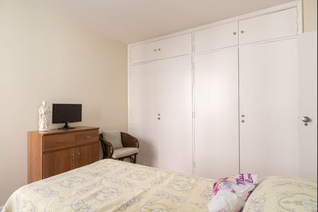 Apartamento à venda com 128m², 3 quartos e 1 vagaQuarto 2