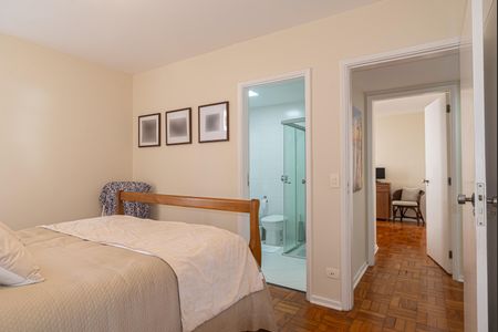 Apartamento à venda com 128m², 3 quartos e 1 vagaSuíte