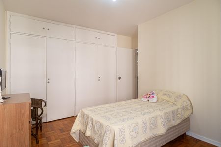 Apartamento à venda com 128m², 3 quartos e 1 vagaQuarto 2
