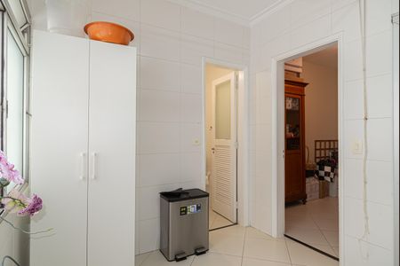 Apartamento à venda com 128m², 3 quartos e 1 vagaÁrea de Serviço