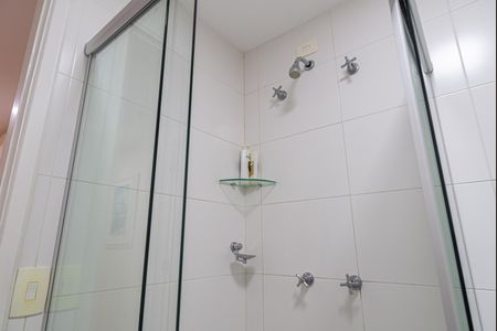 Apartamento à venda com 128m², 3 quartos e 1 vagaBanheiro 2