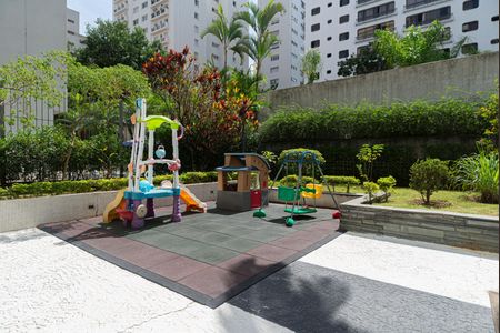 Apartamento à venda com 128m², 3 quartos e 1 vagaÁrea comum - Playground