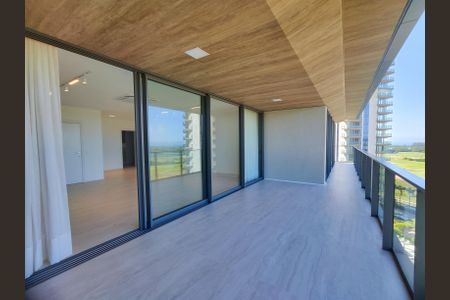 Apartamento para alugar com 235m², 4 quartos e 3 vagasVaranda