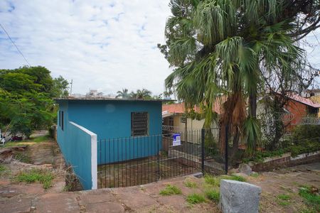 Casa para alugar com 70m², 2 quartos e 2 vagasFachada 