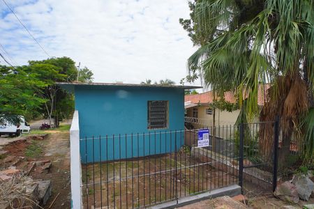 Casa para alugar com 70m², 2 quartos e 2 vagasFachada 