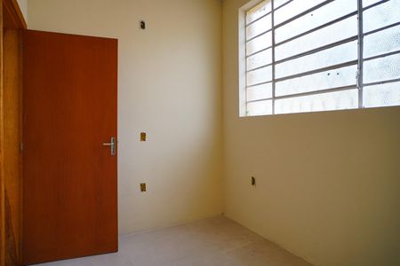 Casa para alugar com 70m², 2 quartos e 2 vagasQuarto 2