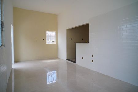 Casa para alugar com 70m², 2 quartos e 2 vagasCozinha 