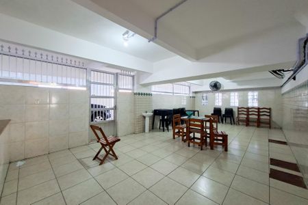 Apartamento para alugar com 55m², 2 quartos e 1 vaga Apartamento para alugar com 55m², 2 quartos e 1 vagaÁrea comum - Salão de festas