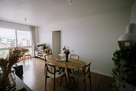 Apartamento à venda com 71m², 2 quartos e 1 vagaSala de jantar