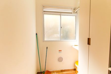 Apartamento à venda com 48m², 2 quartos e sem vagaCozinha e Área de Serviço