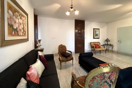 Apartamento à venda com 250m², 3 quartos e 2 vagasSala