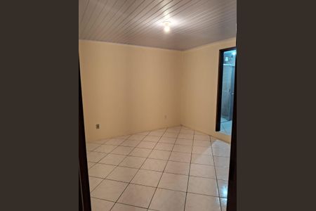 Quarto de casa para alugar com 2 quartos, 50m² em Guajuviras, Canoas