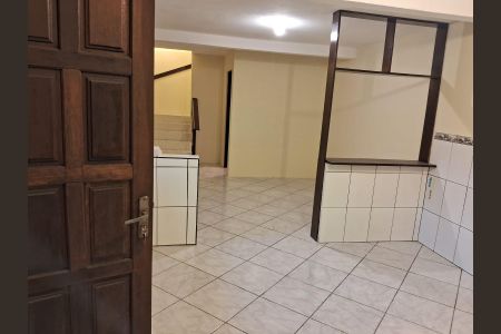 Sala de casa para alugar com 2 quartos, 50m² em Guajuviras, Canoas