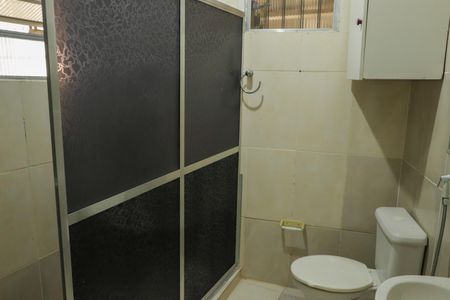 Casa à venda com 312m², 4 quartos e 5 vagasBanheiro Kitnet 1